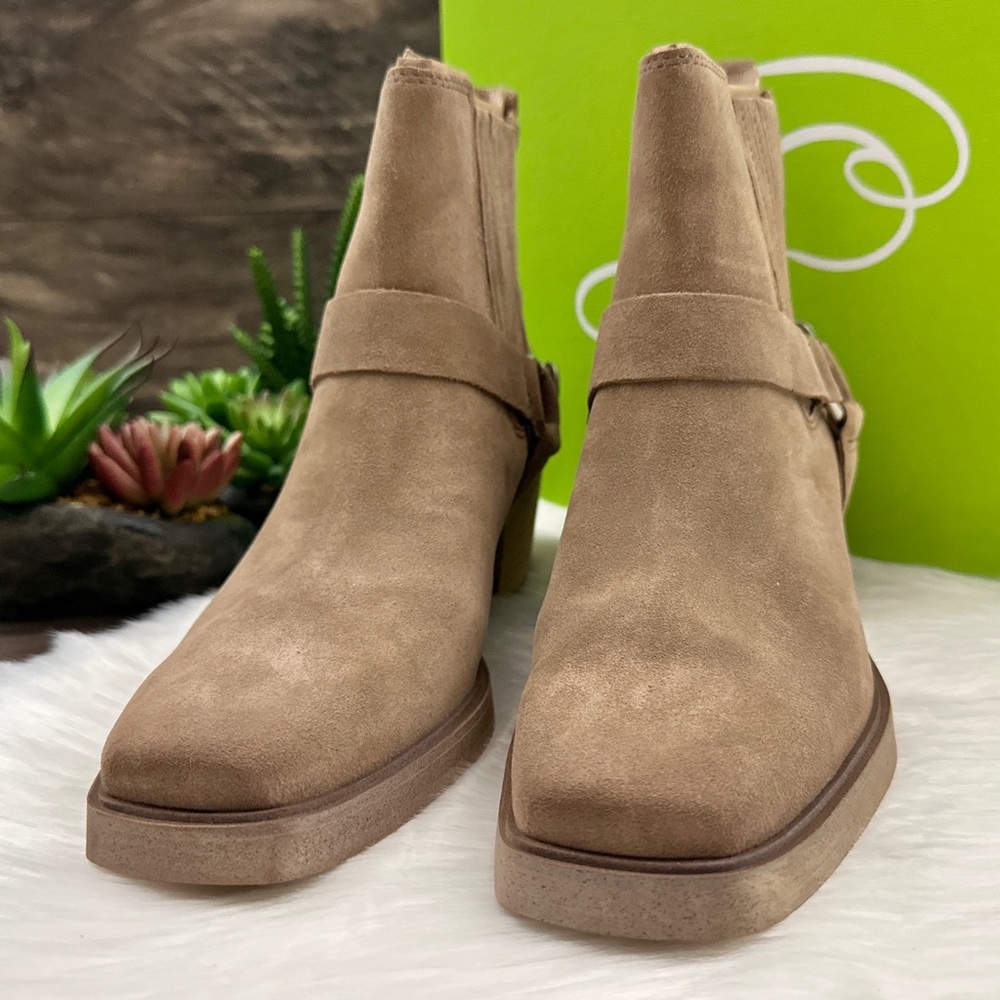 NIB Sam Edelman Bellamie Western Harness Cowgirl Ankle Boots Deep Taupe - Picture 4 of 14